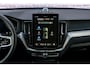 Volvo XC60 T8 Plug-in hybrid AWD Ultra Dark Executive Edition | Bowers & Wilkins | Luchtvering | 22" | Massagefunctie voorstoelen | Zwarte hemelbekleding | Head-Up Display | Getint Glas | Memory Seats |
