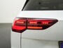 Volkswagen Golf Variant 1.5 eTSI R-Line DSG | 150PK | Trekhaak | Panoramadak | Zondag Open!