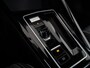 Volkswagen Golf Variant 1.5 eTSI R-Line DSG | 150PK | Trekhaak | Panoramadak | Zondag Open!