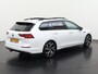 Volkswagen Golf Variant 1.5 eTSI R-Line DSG | 150PK | Trekhaak | Panoramadak | Zondag Open!