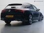Mercedes-Benz CLA Shooting Brake 180 Business Solution AMG (PANORAMA-SCHUIFDAK,SFEERVERLICHTING,,ALCANTARA,STOELVERWARMING)
