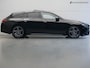 Mercedes-Benz CLA Shooting Brake 180 Business Solution AMG (PANORAMA-SCHUIFDAK,SFEERVERLICHTING,,ALCANTARA,STOELVERWARMING)