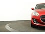 Suzuki Swift 1.0 Stijl Smart Hybrid | Cruise Control | Airco | Keyless entry | Achteruitrijcamera |