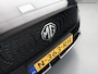 MG MG ZS EV Long Range Luxury Sport 70 kWh (APPLE CARPLAY,PANORAMADAK,ELEKTRISCHE STOELEN,CAMERA,ADAPTIVE CRUISE,NAVIGATIE,LED)