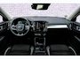 Volvo XC40 2.0 T4 Momentum Pro | Power Seats | Stoelverwarming | Exterior Styling Kit | Zittingverlengers | Navigatie |