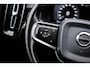 Volvo XC40 2.0 T4 Momentum Pro | Power Seats | Stoelverwarming | Exterior Styling Kit | Zittingverlengers | Navigatie |