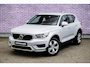 Volvo XC40 2.0 T4 Momentum Pro | Power Seats | Stoelverwarming | Exterior Styling Kit | Zittingverlengers | Navigatie |