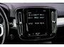 Volvo XC40 2.0 T4 Momentum Pro | Power Seats | Stoelverwarming | Exterior Styling Kit | Zittingverlengers | Navigatie |