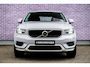 Volvo XC40 2.0 T4 Momentum Pro | Power Seats | Stoelverwarming | Exterior Styling Kit | Zittingverlengers | Navigatie |