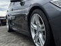 BMW 3-Serie Touring 320i High Executive ✅ M-SPORT ✅ Pano ✅ CarPlay ✅ Leer ✅ Head-up