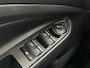 Ford Kuga 1.5 EcoBoost Titanium | Trekhaak | Stuur-/stoelverwarming | Parkeersensoren voor en achter | 17'' Lichtmetalen velgen