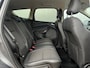 Ford Kuga 1.5 EcoBoost Titanium | Trekhaak | Stuur-/stoelverwarming | Parkeersensoren voor en achter | 17'' Lichtmetalen velgen