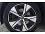 Volvo XC40 T4 Recharge R-Design | Stoelverwarming | Parkeercamera | Memory Stoel | Glossy Black | Keyless