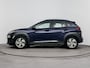 Hyundai Kona Electric EV COMFORT 64 kWh | PDC | 3 FASE | WARMTEPOMP | CAMERA | CLIMA | CRUISE ADAPT. | NAVI | PRIVACY GLASS | DAKRAILING | APPLE CAR PLAY & ADROID AUTO |