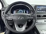 Hyundai Kona Electric EV COMFORT 64 kWh | PDC | 3 FASE | WARMTEPOMP | CAMERA | CLIMA | CRUISE ADAPT. | NAVI | PRIVACY GLASS | DAKRAILING | APPLE CAR PLAY & ADROID AUTO |