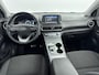 Hyundai Kona Electric EV COMFORT 64 kWh | PDC | 3 FASE | WARMTEPOMP | CAMERA | CLIMA | CRUISE ADAPT. | NAVI | PRIVACY GLASS | DAKRAILING | APPLE CAR PLAY & ADROID AUTO |