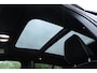 Volvo XC40 B4 Plus Dark | Panoramadak | Trekhaak | Verwarmbare voorstoelen en stuurwiel | Premium audio by Harman Kardon | Adaptieve cruise control