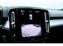 Volvo XC40 B4 Plus Dark | Panoramadak | Trekhaak | Verwarmbare voorstoelen en stuurwiel | Premium audio by Harman Kardon | Adaptieve cruise control