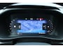 Volvo XC40 B4 Plus Dark | Panoramadak | Trekhaak | Verwarmbare voorstoelen en stuurwiel | Premium audio by Harman Kardon | Adaptieve cruise control