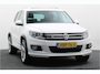 Volkswagen Tiguan 1.4 TSI DSG R-Line Edition Panoramadak, Standkachel, Cruise, Camera, Verwarmde Stoelen, Trekhaak, 19''