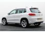 Volkswagen Tiguan 1.4 TSI DSG R-Line Edition Panoramadak, Standkachel, Cruise, Camera, Verwarmde Stoelen, Trekhaak, 19''