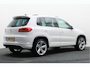 Volkswagen Tiguan 1.4 TSI DSG R-Line Edition Panoramadak, Standkachel, Cruise, Camera, Verwarmde Stoelen, Trekhaak, 19''