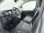 Opel Vivaro-e Electric L3 136pk 75 kWh | 2 Zitplaatsen rechtsvoor | Houtenafwerking laadruimte |