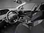 Peugeot 2008 1.2 Signature | Nieuwe Riem | Dealeronderhouden | Trekhaak | Cruise Control | Allseasonbanden|