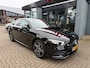 Mercedes-Benz A-klasse 250 e Business Solution AMG Limited | Sfeerverlichting | Navigatie | Stoelverwarming | Apple Carplay |