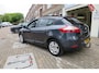 Renault Megane 1.6 Parisienne | Lage km | Cruisecontrol | Open-én panoramadak | Climate control | Navigatie | v.a. € 111,- p/m
