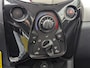 Toyota Aygo 1.0 VVT-i x-wave | Elektrisch Vouwdak | Airco | All Seasons | Camera | Half-leer