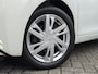 Toyota Aygo 1.0 VVT-i x-wave | Elektrisch Vouwdak | Airco | All Seasons | Camera | Half-leer