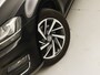 Volkswagen Golf 1.4 TSI Sportline (DRAADLOOS APPLE CARPLAY, 4 CILINDER, XENON, CLIMATE, STOELVERWARMING, CRUISE, GETING GLAS, LM VELGEN, NIEUWE APK, NIEUWSTAAT))