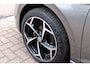 Volkswagen Polo 1.0 TSI Highline Business R / Automaat / Stoelverwarming / Adaptive cruise / Carplay