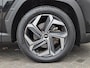 Hyundai Tucson 1.6 T-GDI PHEV Comfort 4WD / SOH 98% / Fabrieksgarantie tot 05-2027 / Dealer onderhouden / Trekgewicht 1350 kg / Stoelverwarming / Cruise control / Achteruitrijcamera / Apple Carplay Android Auto / Keyless Entry/Start /