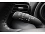 Toyota Yaris 1.5 Hybrid Dynamic | Dodehoek detectie | Navigatie | Apple Carplay / Android Auto | Parkeersensoren voor/achter | Stoelverwarming | Keyless | Adaptive Cruise | Clima | Camera | LED | 16 inch