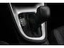 Toyota Yaris 1.5 Hybrid Dynamic | Dodehoek detectie | Navigatie | Apple Carplay / Android Auto | Parkeersensoren voor/achter | Stoelverwarming | Keyless | Adaptive Cruise | Clima | Camera | LED | 16 inch