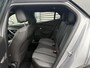 Peugeot e-2008 EV Allure 54 kWh Navigatie | Camera | Stoelverwarming | Climate Control | LED SOH 95,1 %