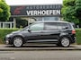 Volkswagen Touran 1.6 TDI SCR Connected Series 7p | AUTOMAAT | NAVIGATIE | CRUISE / CLIMATE | SPRAAKBEDIENING | APK TOT 2027