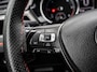 Volkswagen Touran 1.6 TDI SCR Connected Series 7p | AUTOMAAT | NAVIGATIE | CRUISE / CLIMATE | SPRAAKBEDIENING | APK TOT 2027