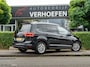 Volkswagen Touran 1.6 TDI SCR Connected Series 7p | AUTOMAAT | NAVIGATIE | CRUISE / CLIMATE | SPRAAKBEDIENING | APK TOT 2027