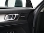 Volvo XC40 T5 AWD Intro Edition | Panoramadak | Harman/Kardon | Leder | Trekhaak | Keyless Entry | Camera
