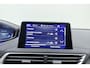 Peugeot 3008 1.6 e-THP GT Line 165pk | Automaat | Panoramadak | Trekhaak | Climate Control | Stoelverwarming | Keyless Start | Elektrische Achterklep | 1.550 Trekgewicht