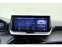 Peugeot 208 1.2 Hybrid 110 e-DCS6 Allure | Parkeersensoren | Appel Carplay/Android Auto draadloos | Climate Control | Cruise Control | Privacy Glass
