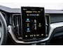 Volvo XC60 T8 Plug-in hybrid AWD Ultra Dark Executive Edition | Google | Long Range | Bowers & Wilkins Audio | Luchtvering | Gelamineerd Zijruiten Rondom | Stoelmassage & Ventilatie | Getint Glas | LED Koplampen | Stoel-/Stuurverwarming | Dodehoekdetectie | Keyless | Zitverlenging | 22" LM