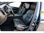Volvo XC60 T8 Plug-in hybrid AWD Ultra Dark Executive Edition | Google | Long Range | Bowers & Wilkins Audio | Luchtvering | Gelamineerd Zijruiten Rondom | Stoelmassage & Ventilatie | Getint Glas | LED Koplampen | Stoel-/Stuurverwarming | Dodehoekdetectie | Keyless | Zitverlenging | 22" LM
