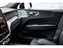 Volvo XC60 T8 Plug-in hybrid AWD Ultra Dark Executive Edition | Google | Long Range | Bowers & Wilkins Audio | Luchtvering | Gelamineerd Zijruiten Rondom | Stoelmassage & Ventilatie | Getint Glas | LED Koplampen | Stoel-/Stuurverwarming | Dodehoekdetectie | Keyless | Zitverlenging | 22" LM