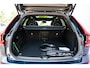 Volvo XC60 T8 Plug-in hybrid AWD Ultra Dark Executive Edition | Google | Long Range | Bowers & Wilkins Audio | Luchtvering | Gelamineerd Zijruiten Rondom | Stoelmassage & Ventilatie | Getint Glas | LED Koplampen | Stoel-/Stuurverwarming | Dodehoekdetectie | Keyless | Zitverlenging | 22" LM