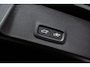 Volvo XC40 2.0 B4 Plus Dark | Trekhaak | Harman Kardon Audio | Achteruitrijcamera | Parkeersensoren | Keyless Entry | Elektrische Achterklep | Elektrisch Verstelbare Voorstoelen | Stoelverwarming | Google Navigatie | Apple Carplay | Android Auto | Lichtmetalen Velgen 18 inch