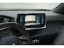 Peugeot e-2008 EV GT Pack 50 kWh | 92,6% SOH | Panoramadak | Adaptieve Cruise Control | Alcantara Bekleding